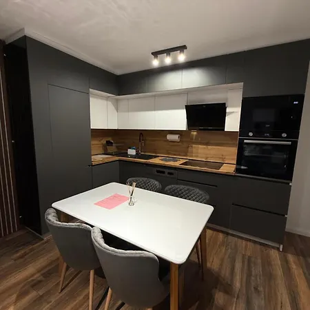 Luxury Sapphire Apartman *