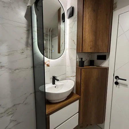 Luxury Sapphire Apartment *